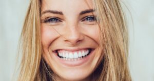 Read more about the article How Many Veneers Do You Really Need? One Tooth vs a Full Smile Makeover